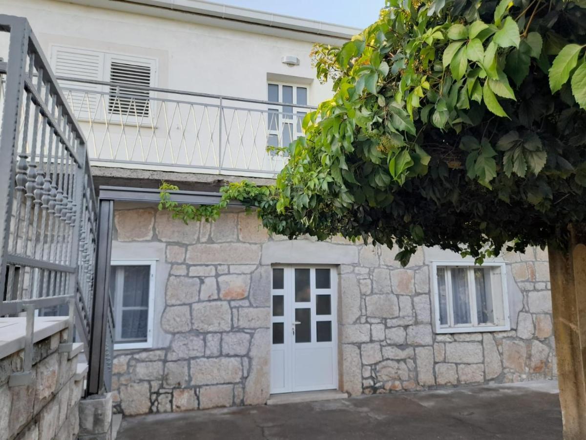 Apartmani Vuletic Неум Экстерьер фото